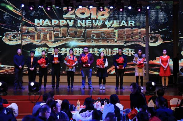 5dbdcfe34f0da.jpg 5.jpg